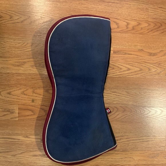 Ogilvy Custom Red/White/Navy half pad